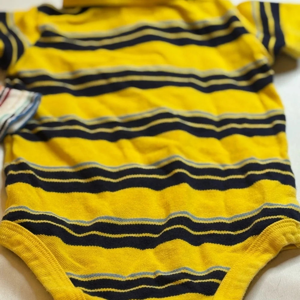 Wonderkids Vibrant Striped Onesies, (Size 12 Months), 2 Baby Outfits - Picture 7 of 11